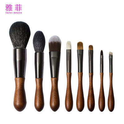 Buy 281A25408 8PCS Small Makeup Brush Set Mini Travel Makeup Brush Set With Makeup Bag online manufacture