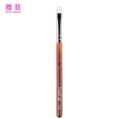 F19 Single Eyeshadow Brush White Goat Hair Smudge Brush Wood Handle Customize 100% Checked