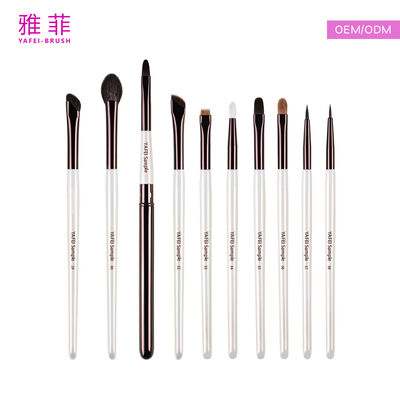 Complete Makeup Brush Set Including Face Eye and Lip Brushes Ideal for Salon and Professional Makeup Application